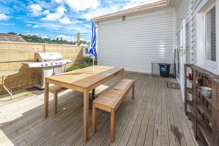 Photo of property in 87 Niblett Street, Whanganui, 4500
