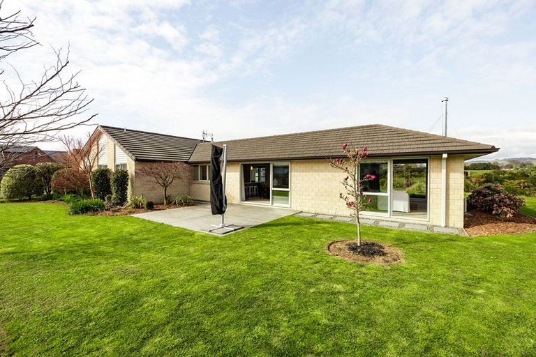 Photo of property in 29 Jarrett Terrace, Leamington, Cambridge, 3432