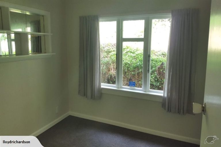 Photo of property in 12 Lytton Street, Wadestown, Wellington, 6012