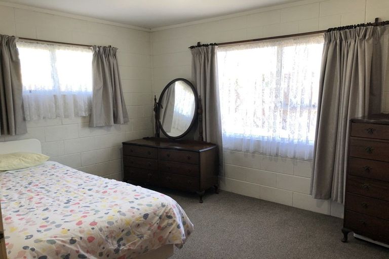 Photo of property in 216 Parklands Avenue, Bell Block, New Plymouth, 4312