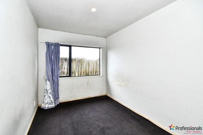 Photo of property in 15 Alderson Lane, Favona, Auckland, 2024