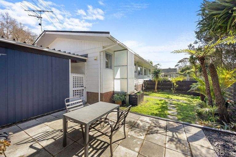 Photo of property in 5/19 Bayside Avenue, Te Atatu Peninsula, Auckland, 0610