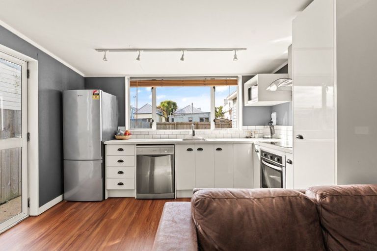 Photo of property in 27 Loyalty Street, Forbury, Dunedin, 9012