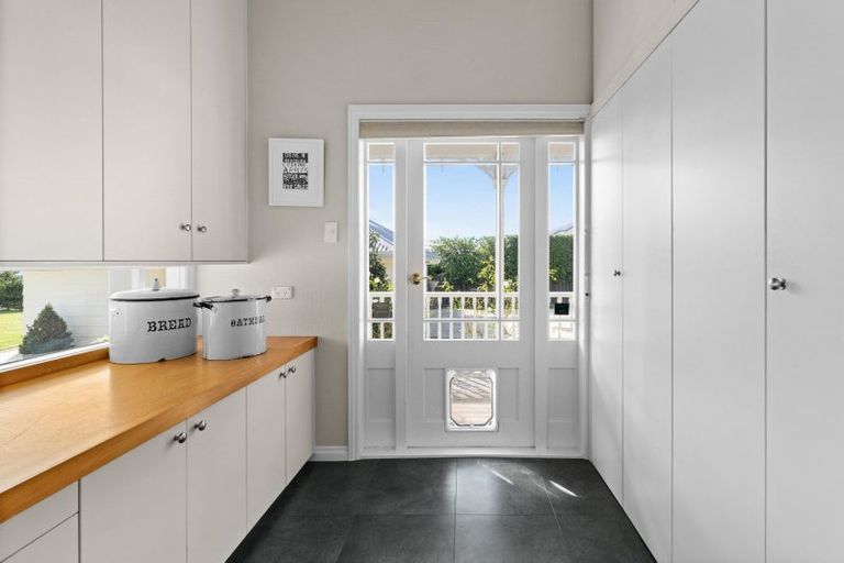 Photo of property in 47 Arataki Road, Havelock North, 4130