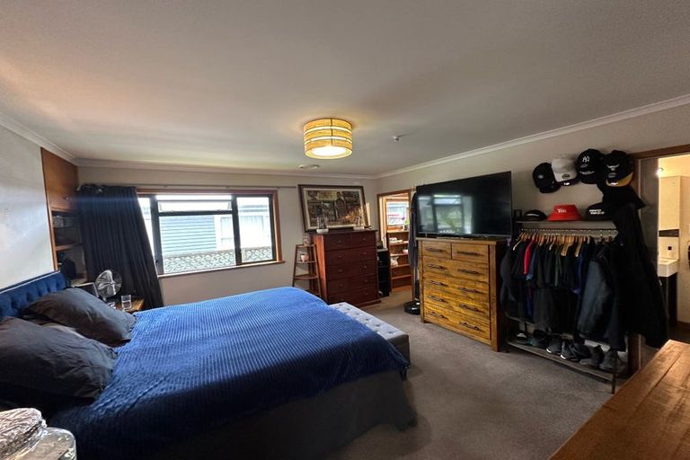 Photo of property in 36 Fitzroy Road, Fitzroy, New Plymouth, 4312