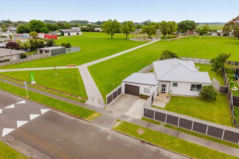 Photo of property in 73 Herbert Avenue, Cloverlea, Palmerston North, 4412