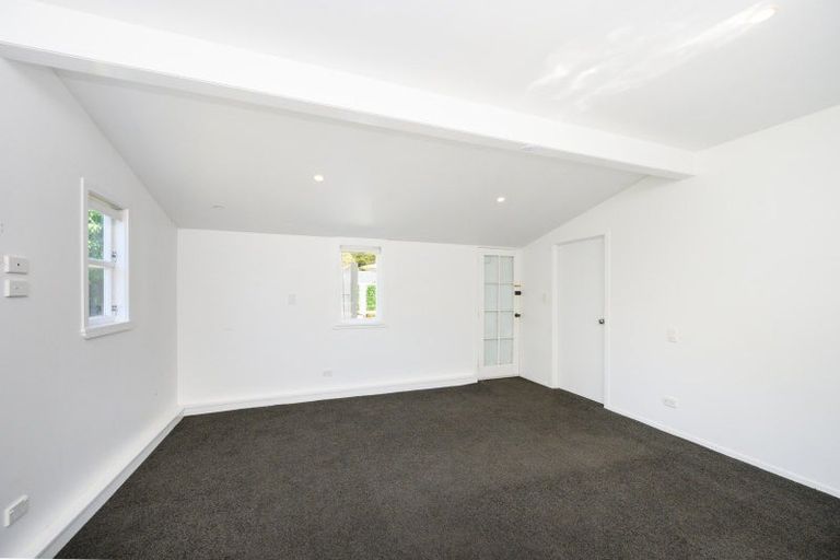 Photo of property in 10 Elmira Avenue, Hokowhitu, Palmerston North, 4410