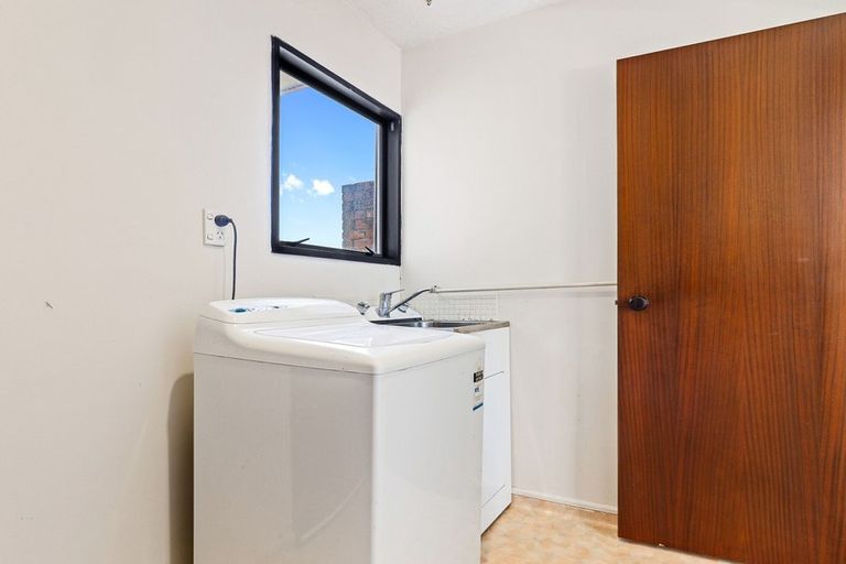 Photo of property in 2/45 Lochee Road, Upper Riccarton, Christchurch, 8041