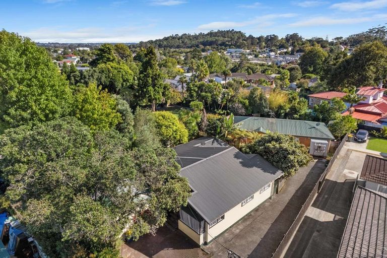 Photo of property in 11a Woodvale Road, Glen Eden, Auckland, 0602