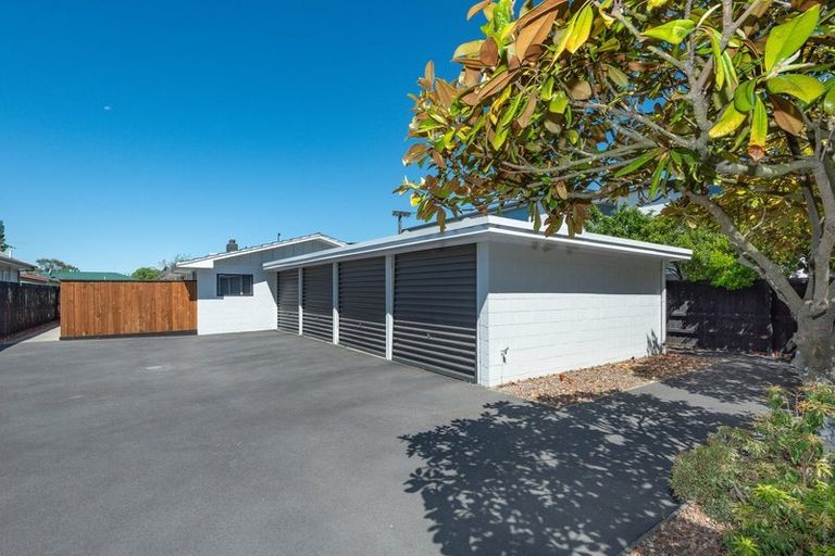 Photo of property in 2/76 Bishop Street, St Albans, Christchurch, 8014