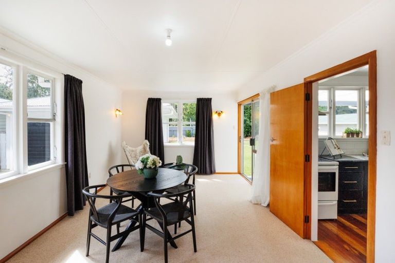 Photo of property in 7 Ruha Street, West End, Palmerston North, 4412