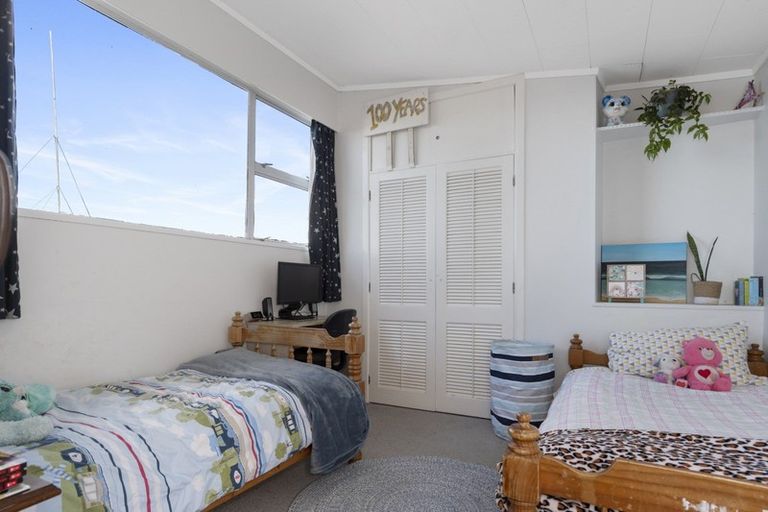 Photo of property in 54 The Esplanade, Omokoroa, 3114