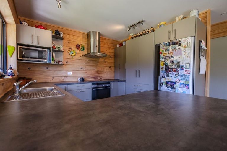 Photo of property in 50 Mehrtens Road, Arahura Valley, Hokitika, 7882