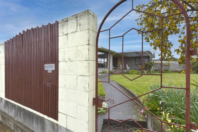 Photo of property in 51 Charles Upham Avenue, Hillmorton, Christchurch, 8025