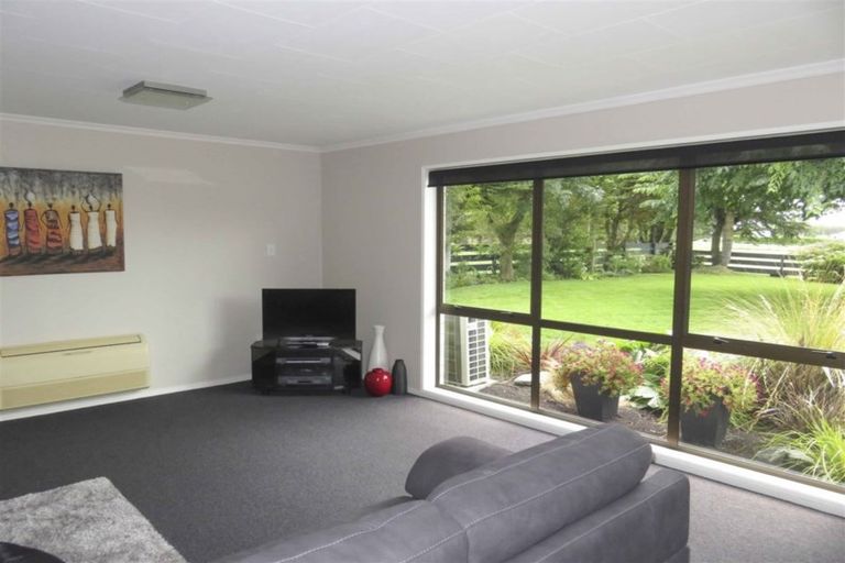 Photo of property in 73 Flora Road East, Makarewa, Invercargill, 9876