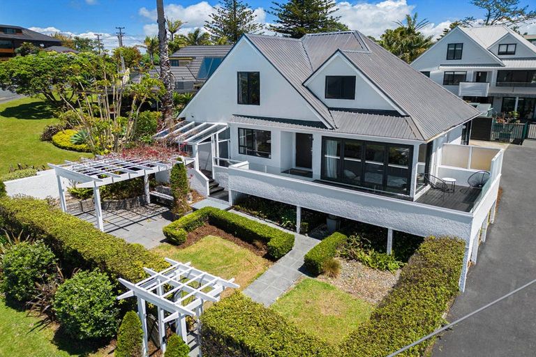 Photo of property in 1/6 Duncansby Road, Stanmore Bay, Whangaparaoa, 0932