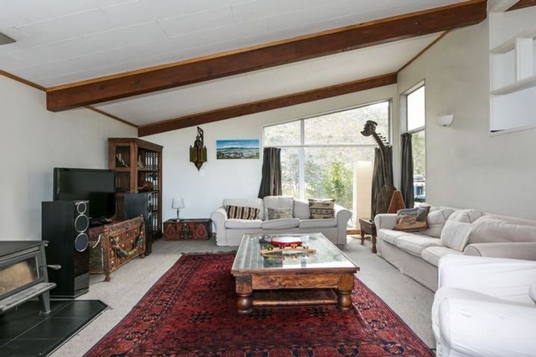 Photo of property in 63 Oak Road, Poraiti, Napier, 4112