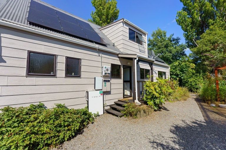 Photo of property in 203 Te Moana Road, Waikanae, 5036