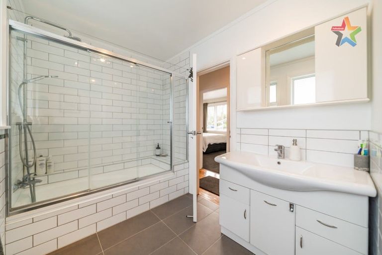 Photo of property in 47 Sheridan Crescent, Trentham, Upper Hutt, 5018