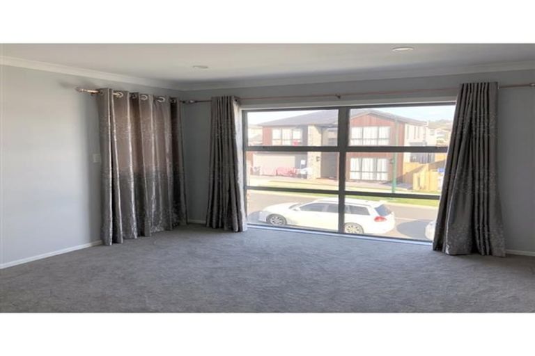 Photo of property in 15 Bruckless Drive, Flat Bush, Auckland, 2019