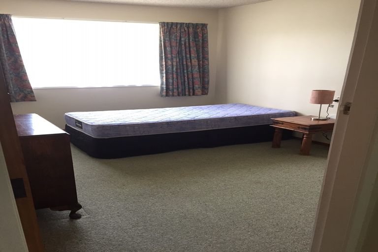 Photo of property in 69b Clare Street, Cambridge, 3434