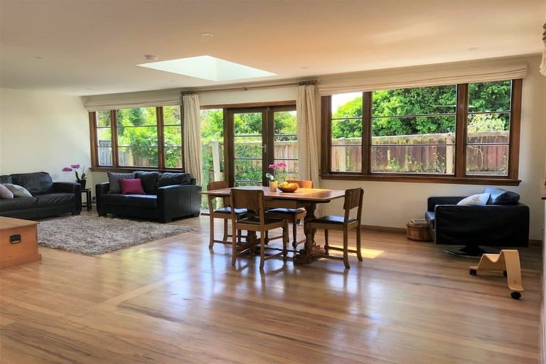 Photo of property in 103 Bay View Road, Moncks Bay, Christchurch, 8081