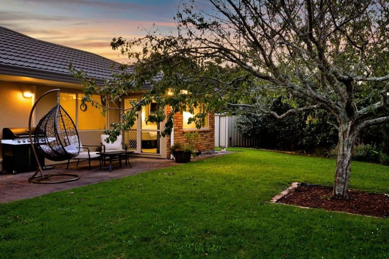 Photo of property in 4 Adam Lile Drive, Highlands Park, New Plymouth, 4312