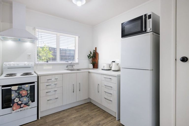 Photo of property in 1/3 Harris Street, Te Puke, 3119