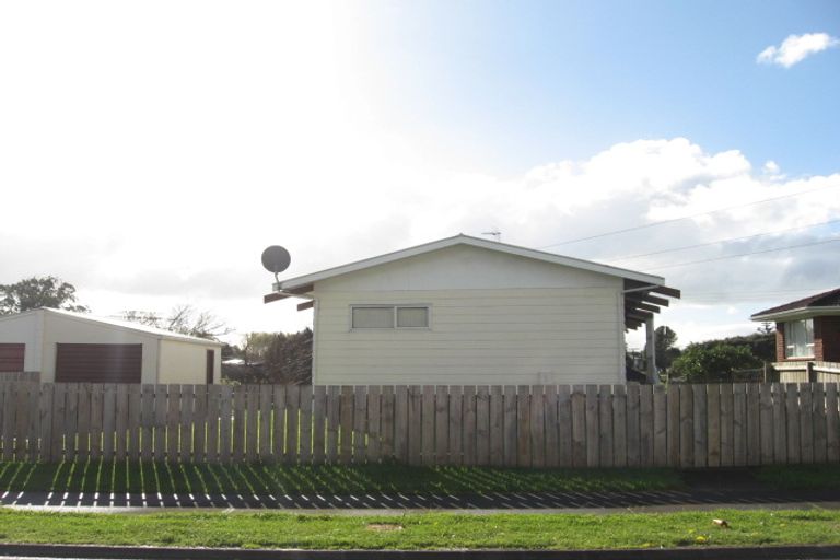 Photo of property in 13 Cosmo Place, Otara, Auckland, 2023