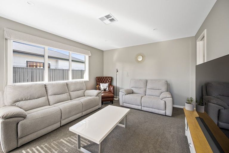 Photo of property in 4 Ruapehu Road, Poraiti, Napier, 4112