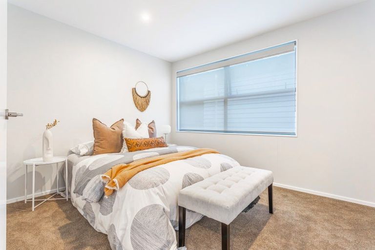 Photo of property in 15 Liquidambar Drive, Hobsonville, Auckland, 0616