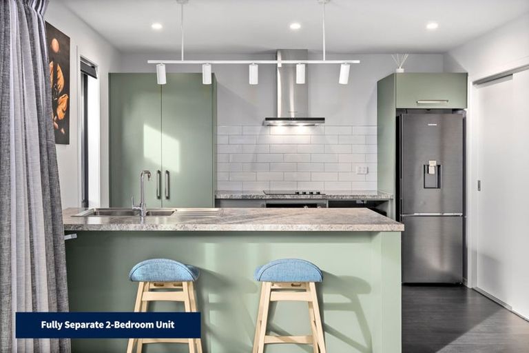 Photo of property in 5 Marbleleaf Lane, Albert Town, Wanaka, 9305