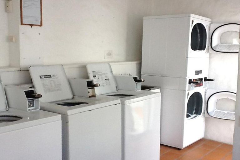 Photo of property in Oceanside Apartments, 9/453 Hibiscus Coast Highway, Orewa, 0931