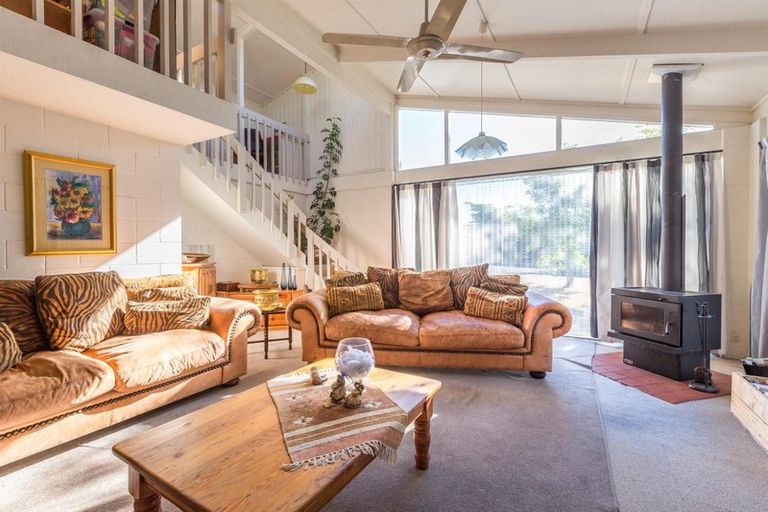 Photo of property in 25 Selwyn Road, Havelock North, 4130