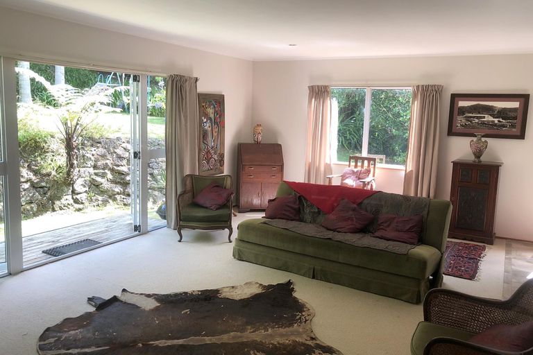 Photo of property in 68 Kemp Road, Kerikeri, 0230