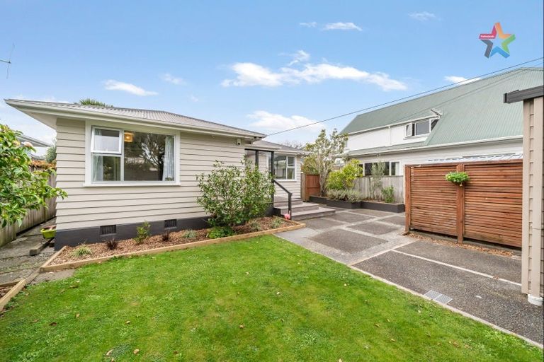 Photo of property in 51 Bristol Square, Hutt Central, Lower Hutt, 5010