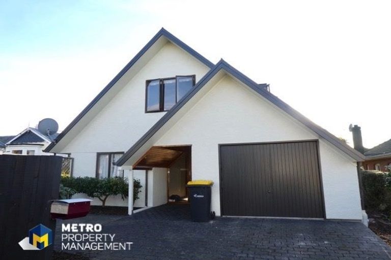 Photo of property in 43 Pacific Street, Roslyn, Dunedin, 9010