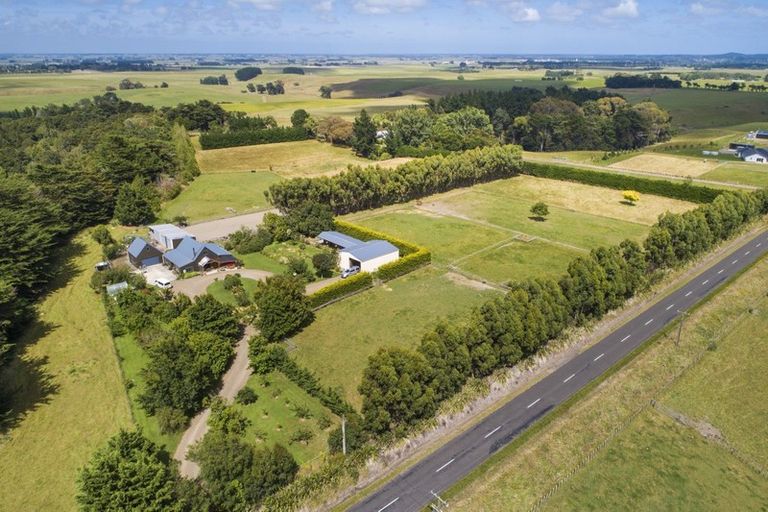 Photo of property in 237 Ngaio Road, Halcombe, Palmerston North, 4479