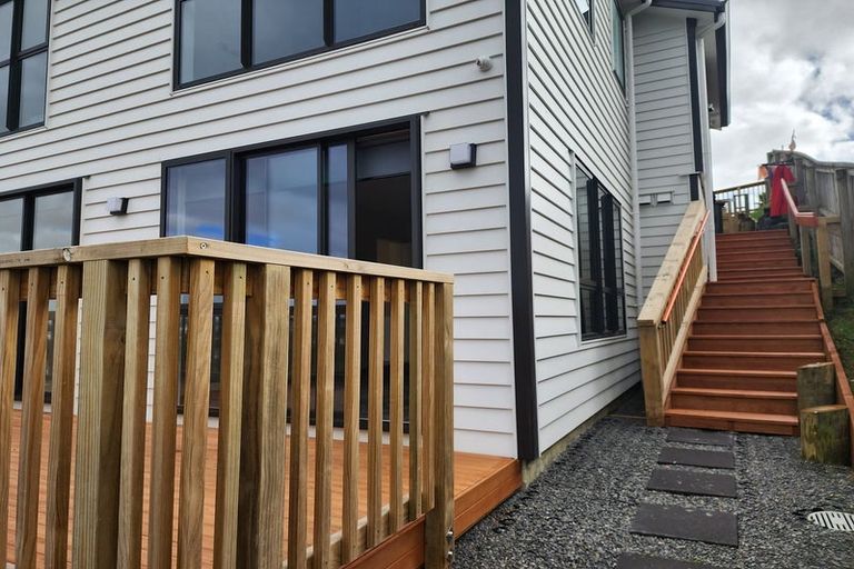 Photo of property in 59 Kirikiri Drive, Papakura, 2110