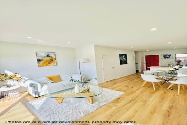 Photo of property in 2 Creekside Way, Flat Bush, Auckland, 2019