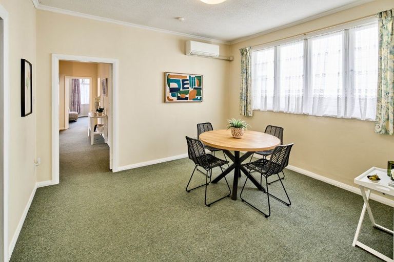 Photo of property in 42 Rintoul Street, Newtown, Wellington, 6021
