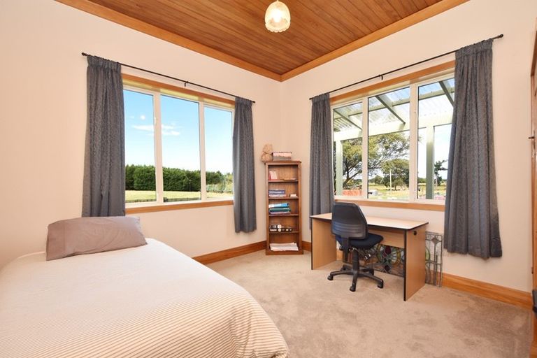 Photo of property in 75 Largs Street, Wallacetown, 9816