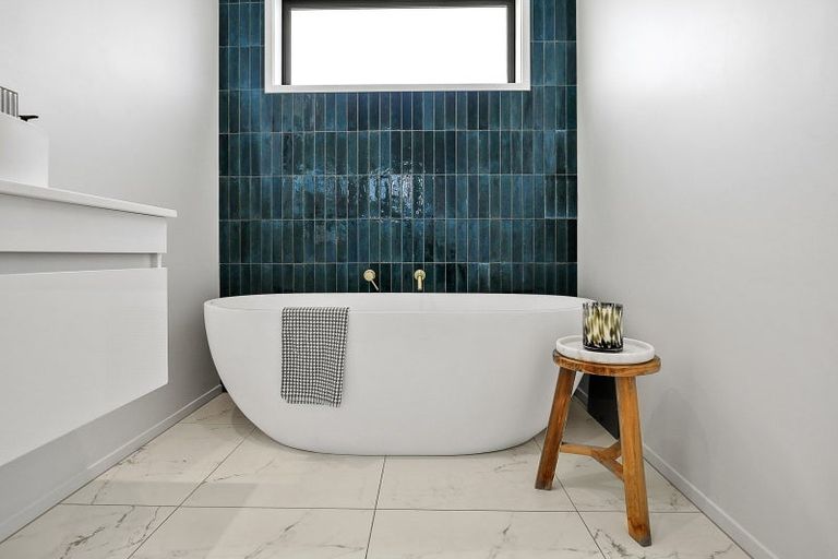 Photo of property in 31 Costello Drive, Ngatea, 3503