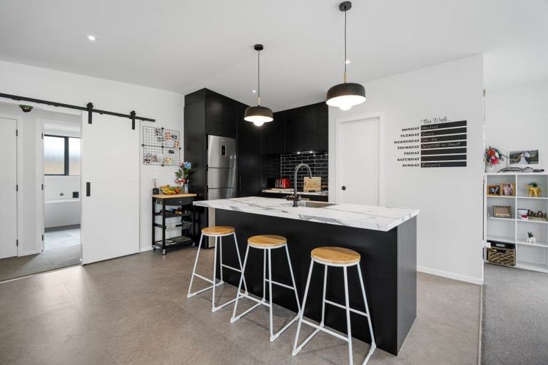 Photo of property in 17 Whakaturou Crescent, Pyes Pa, Tauranga, 3112