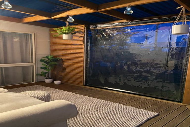 Photo of property in 16a Hall Place, Foxton Beach, Foxton, 4815