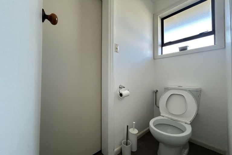 Photo of property in 64 Oriana Crescent, Hornby, Christchurch, 8042