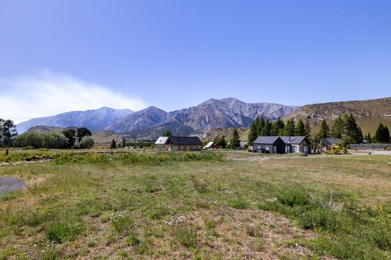 Photo of property in 18 Bevel Court, Castle Hill, 7580