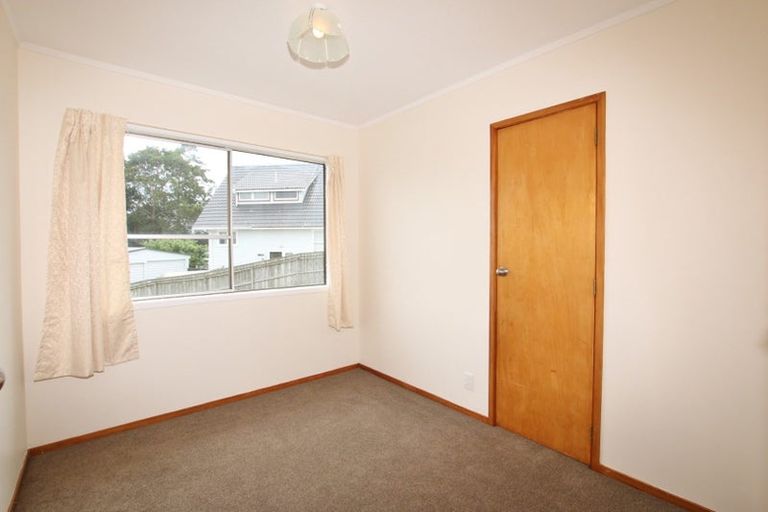 Photo of property in 45 Stott Avenue, Birkdale, Auckland, 0626
