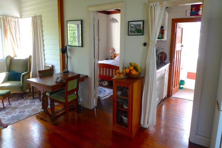 Photo of property in 19 Wellington Street, Nelson South, Nelson, 7010