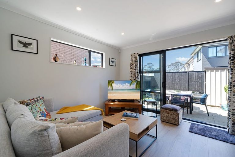 Photo of property in 45 O'meara Street, Swanson, Auckland, 0614